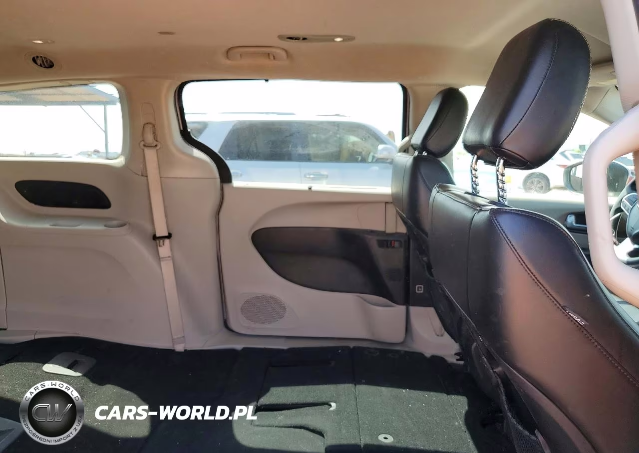 2020 Chrysler Voyager Lxi VIN:2C4RC1DG2LR268263 - 11