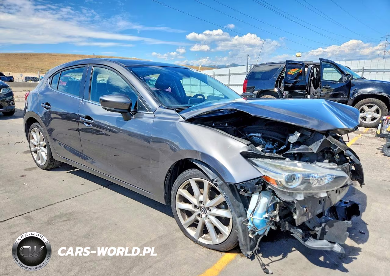 2017 Mazda 3 Touring VIN:JM1BN1L32H1124024 - 4