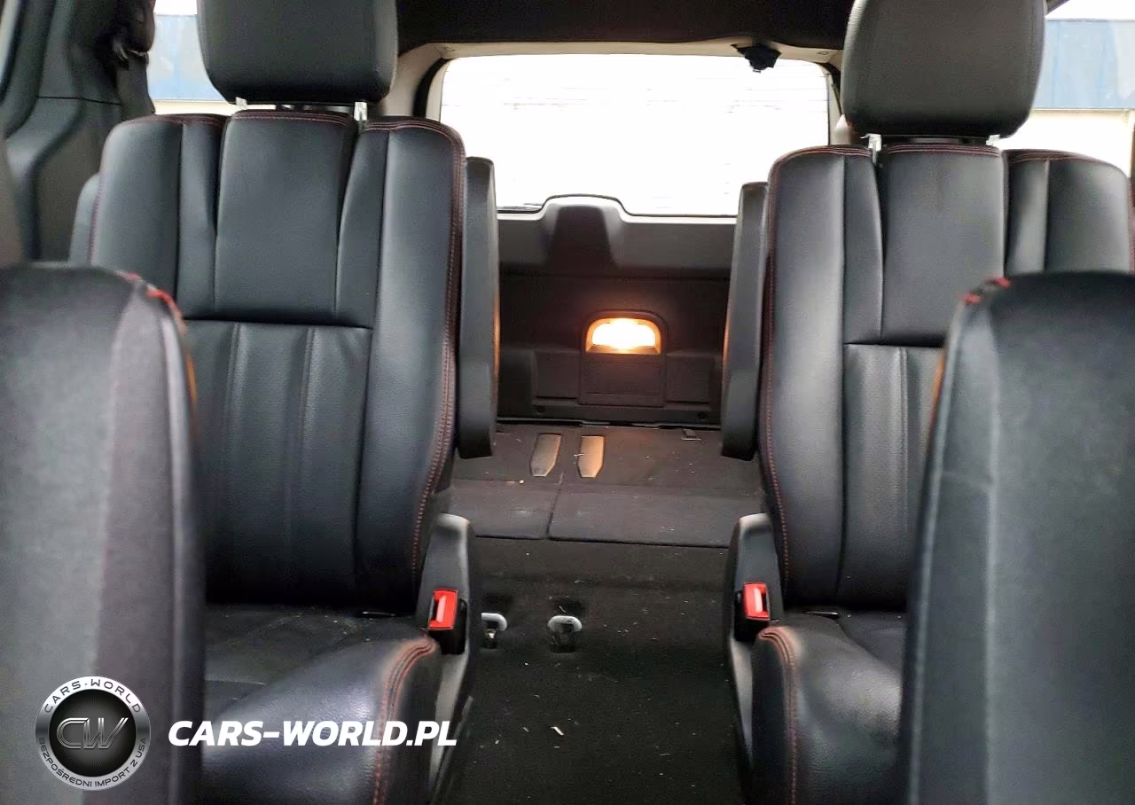 2019 Dodge Grand Caravan Gt VIN:2C4RDGEG7KR612070 - 10