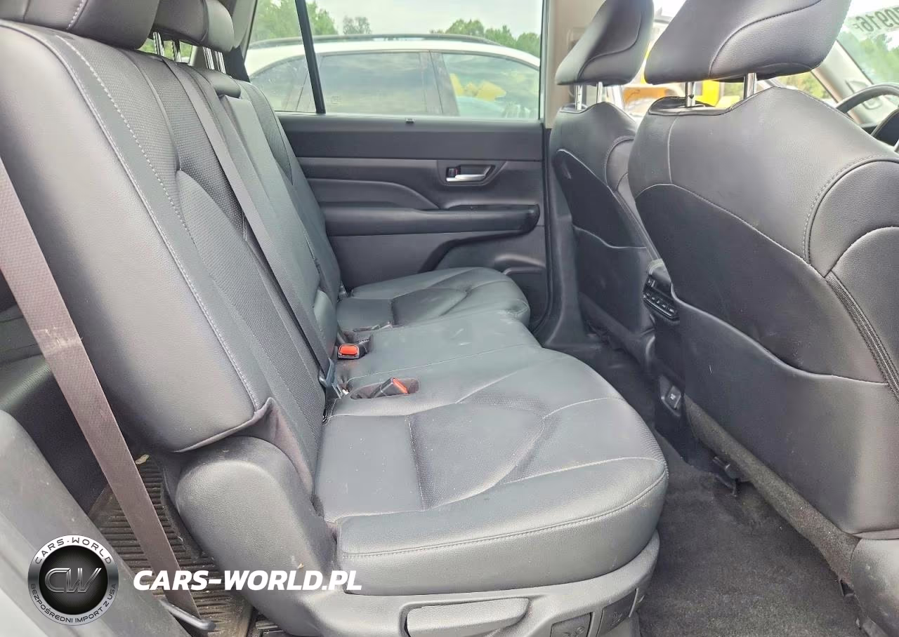 2024 Toyota Grand Highlander Limited VIN:5TDAAAB56RS014026 - 11