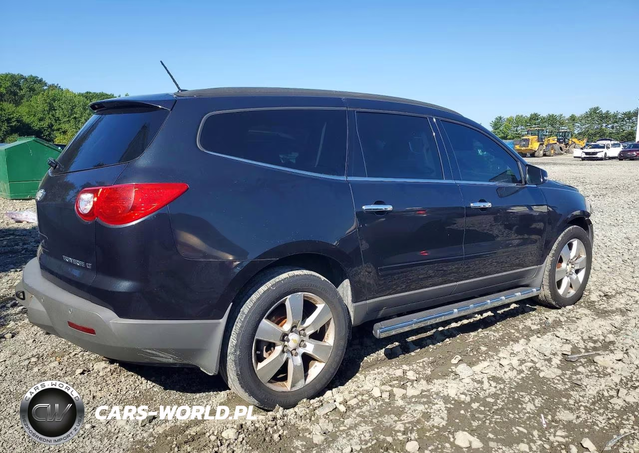 2012 Chevrolet Traverse Lt VIN:1GNKRGED1CJ323952 - 3