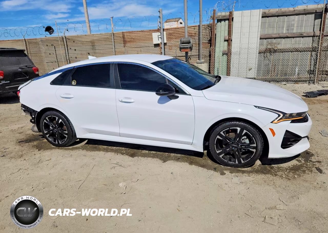 2024 Kia K5 Gt Line VIN:5XXG64J28RG247900 - 4