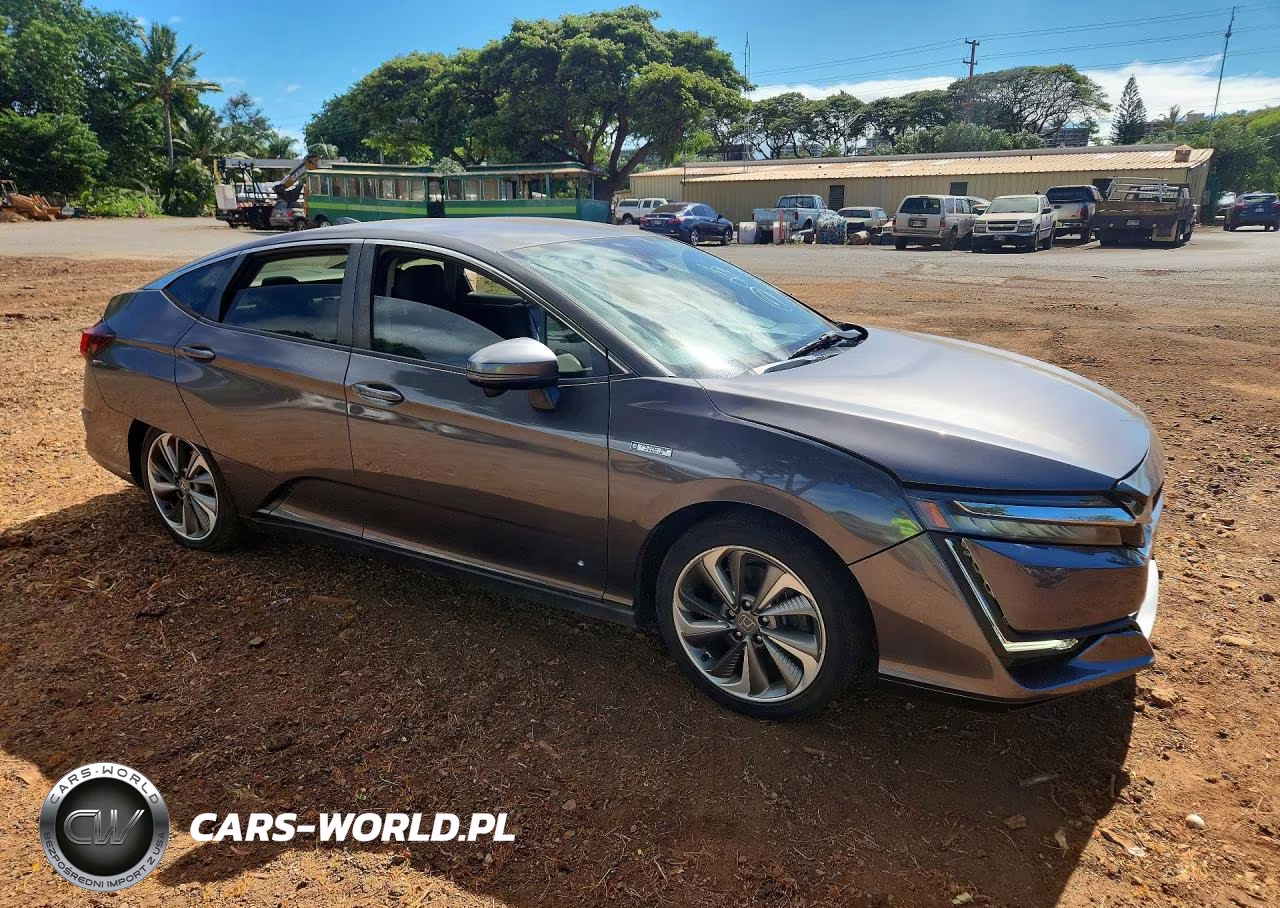 2018 Honda Clarity VIN:JHMZC5F18JC015243 - 4