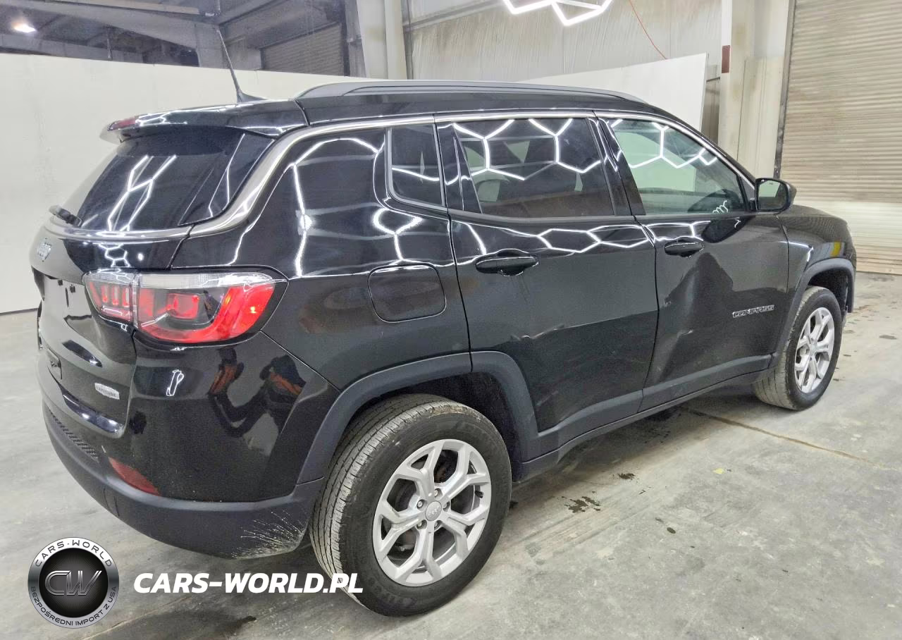 2024 Jeep Compass Latitude VIN:3C4NJDBN8RT175423 - 3