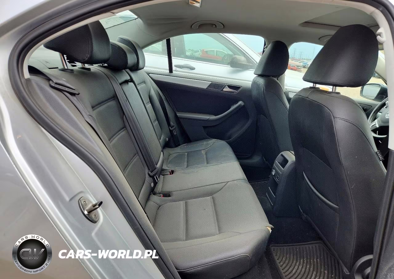 2011 Volkswagen Jetta Tdi VIN:3VWLL7AJ3BM107027 - 10