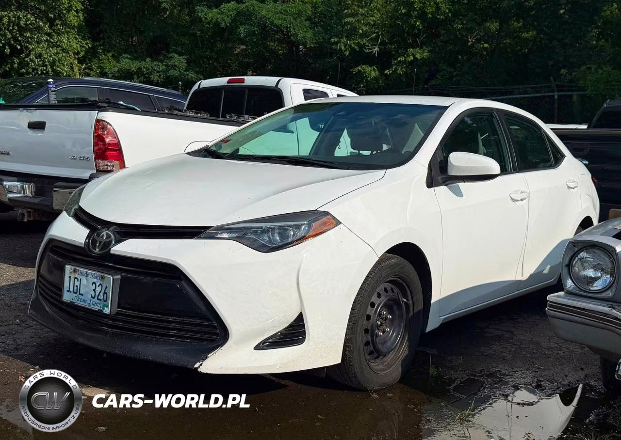 2018 Toyota Corolla Le VIN:2T1BURHE9JC063042 - 2