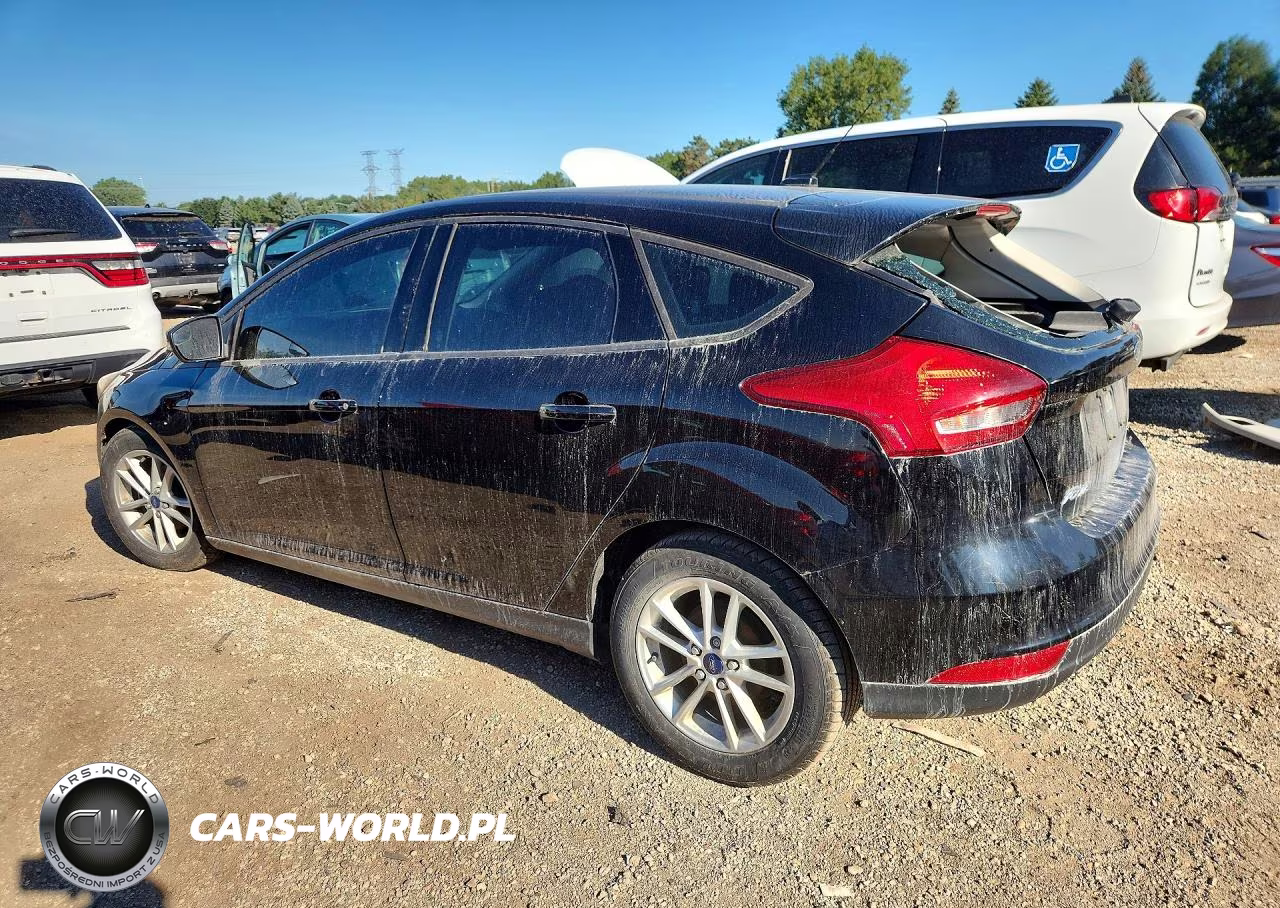 2017 Ford Focus Se VIN:1FADP3K27HL243723 - 2
