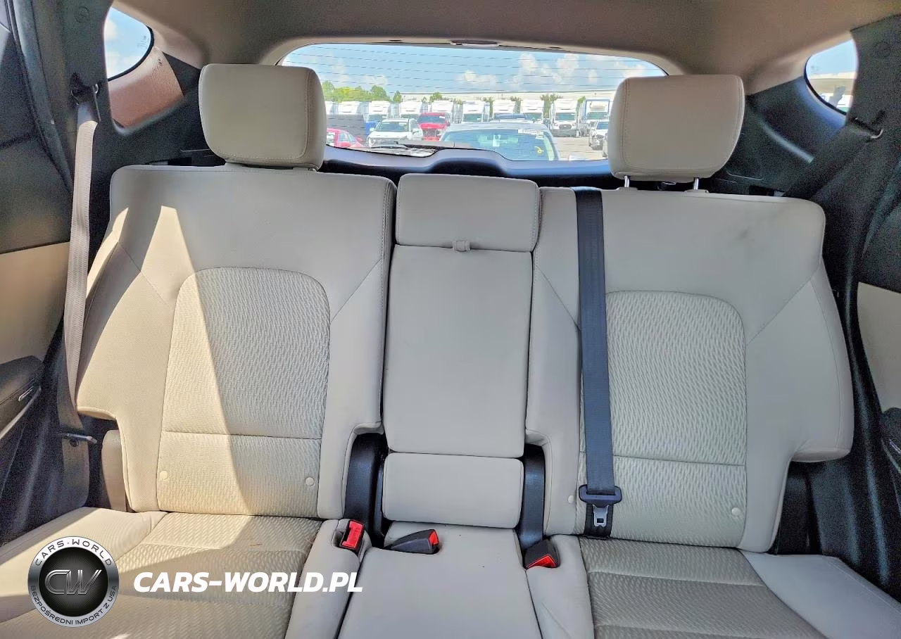 2018 Hyundai Santa Fe Sport 2.4L VIN:5XYZU3LB9JG548469 - 10