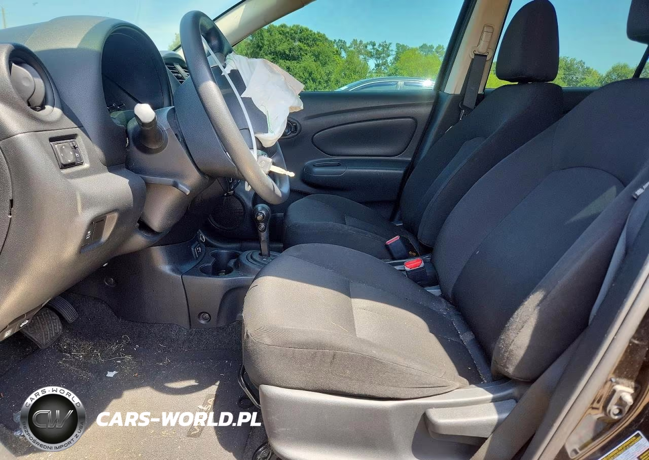 2019 Nissan Versa S Plus VIN:3N1CN7AP1KL827890 - 7