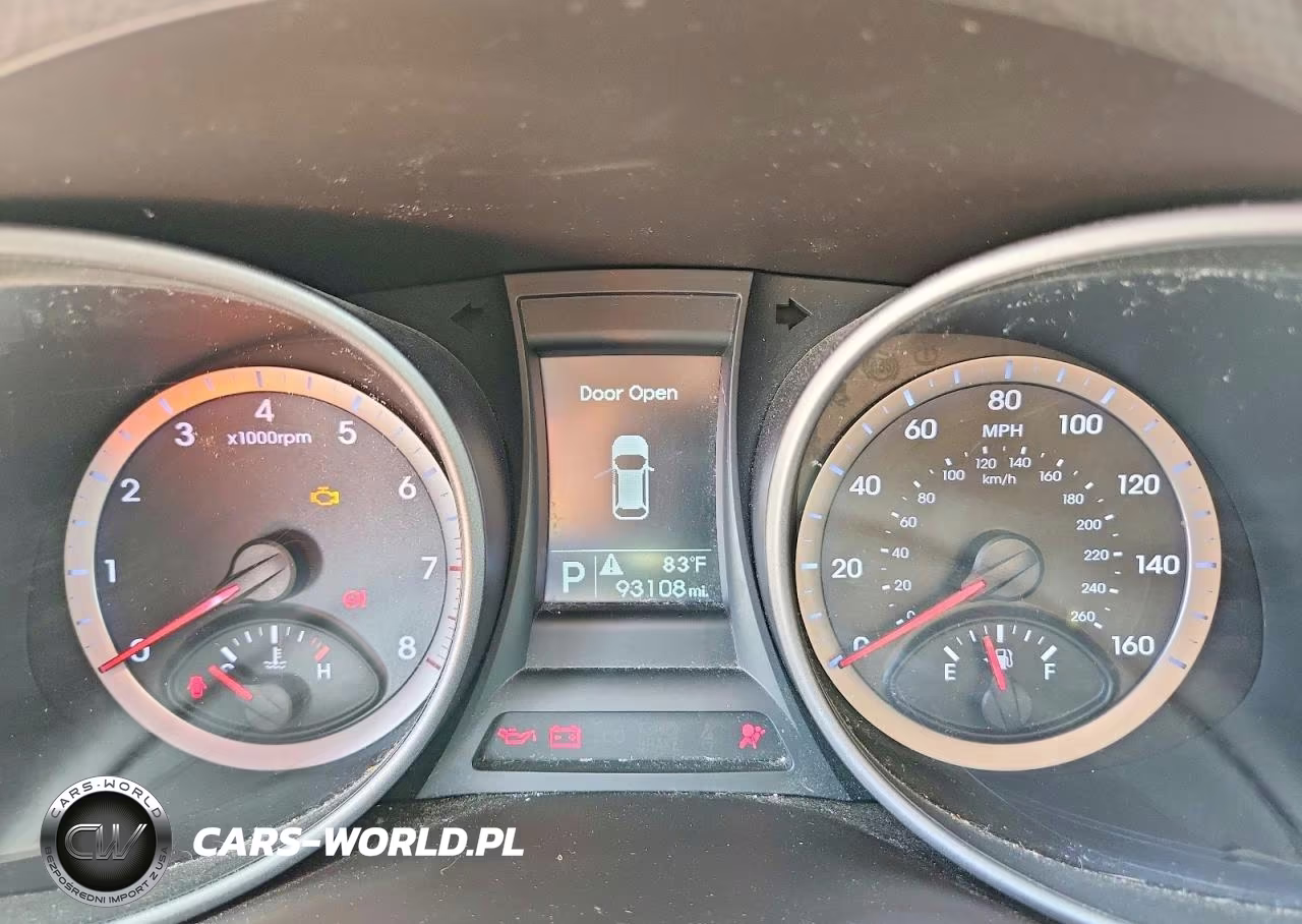 2015 Hyundai Santa Fe Sport 2.4L VIN:5XYZUDLB1FG275623 - 9