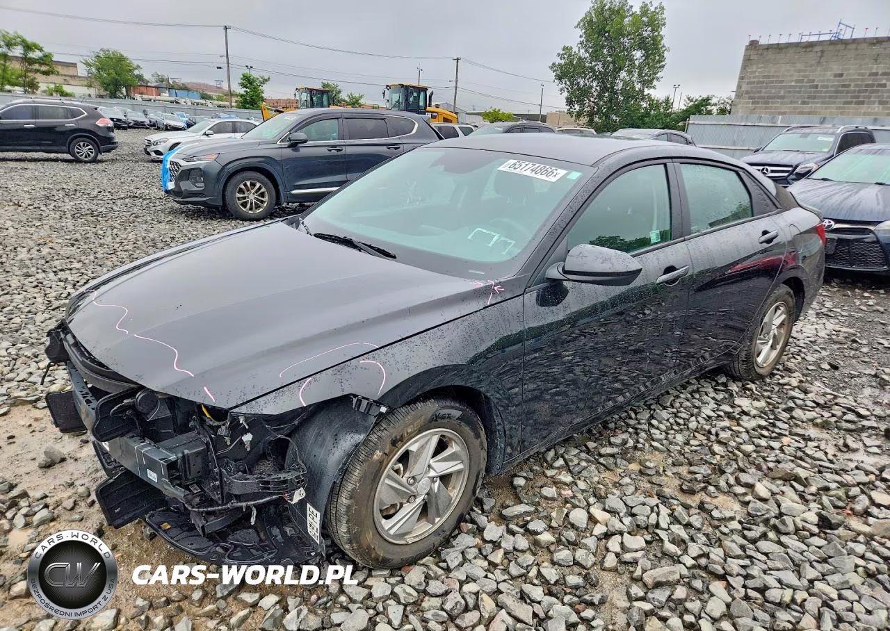 2025 Hyundai Elantra Se – zdjęcie 1 z 12