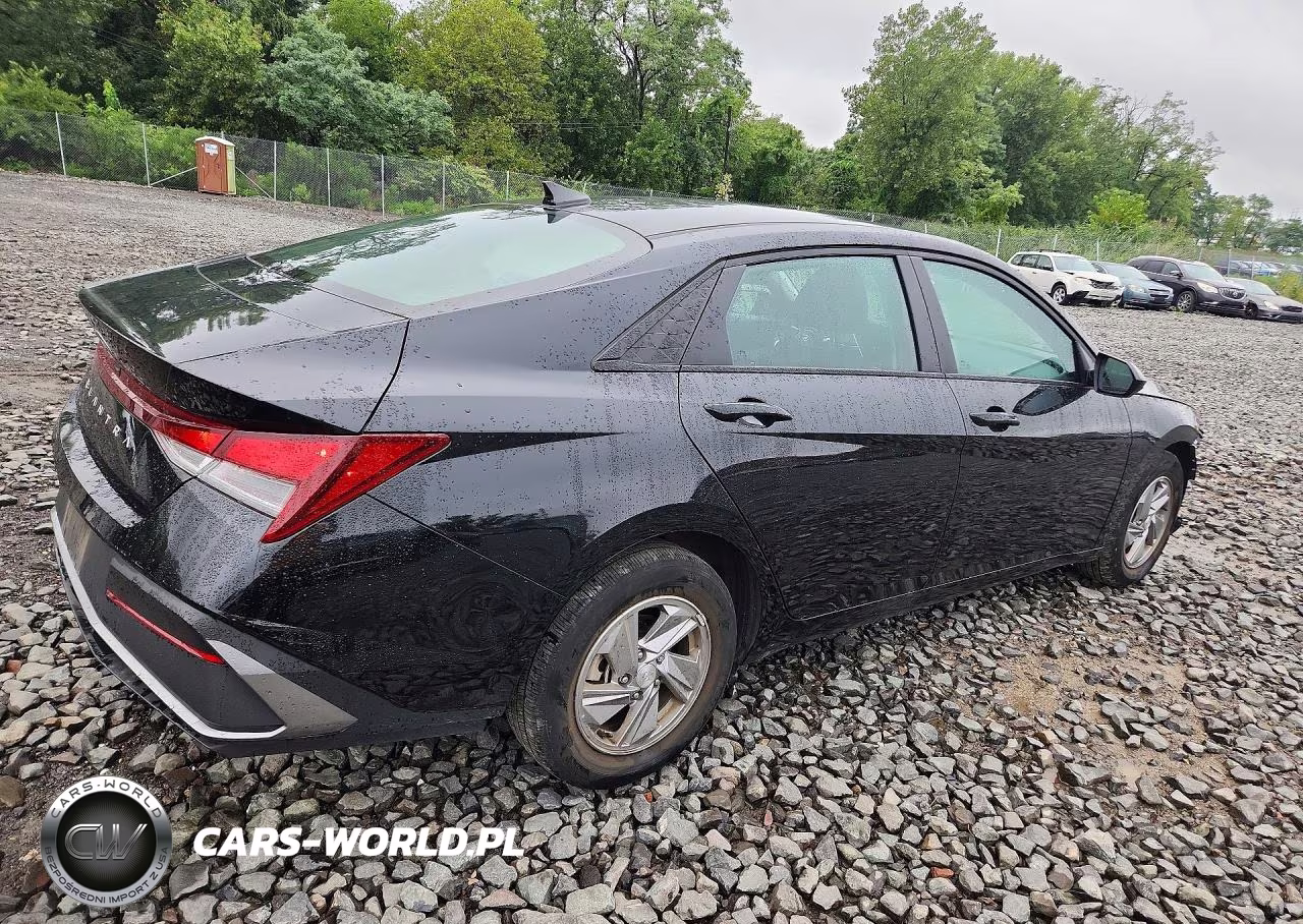2025 Hyundai Elantra Se VIN:KMHLL4DG6SU887050 - 3