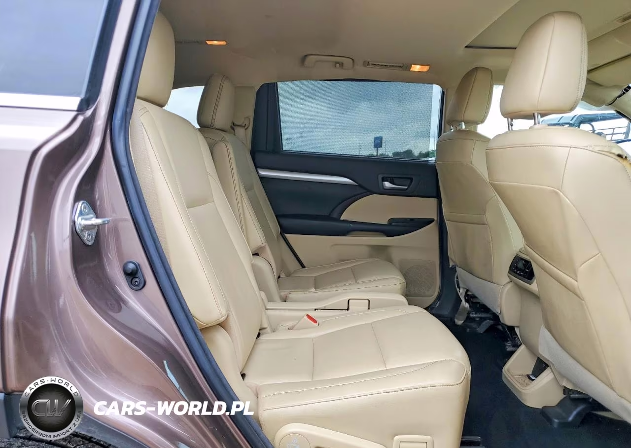 2018 Toyota Highlander Xle VIN:5TDJZRFH8JS875059 - 11