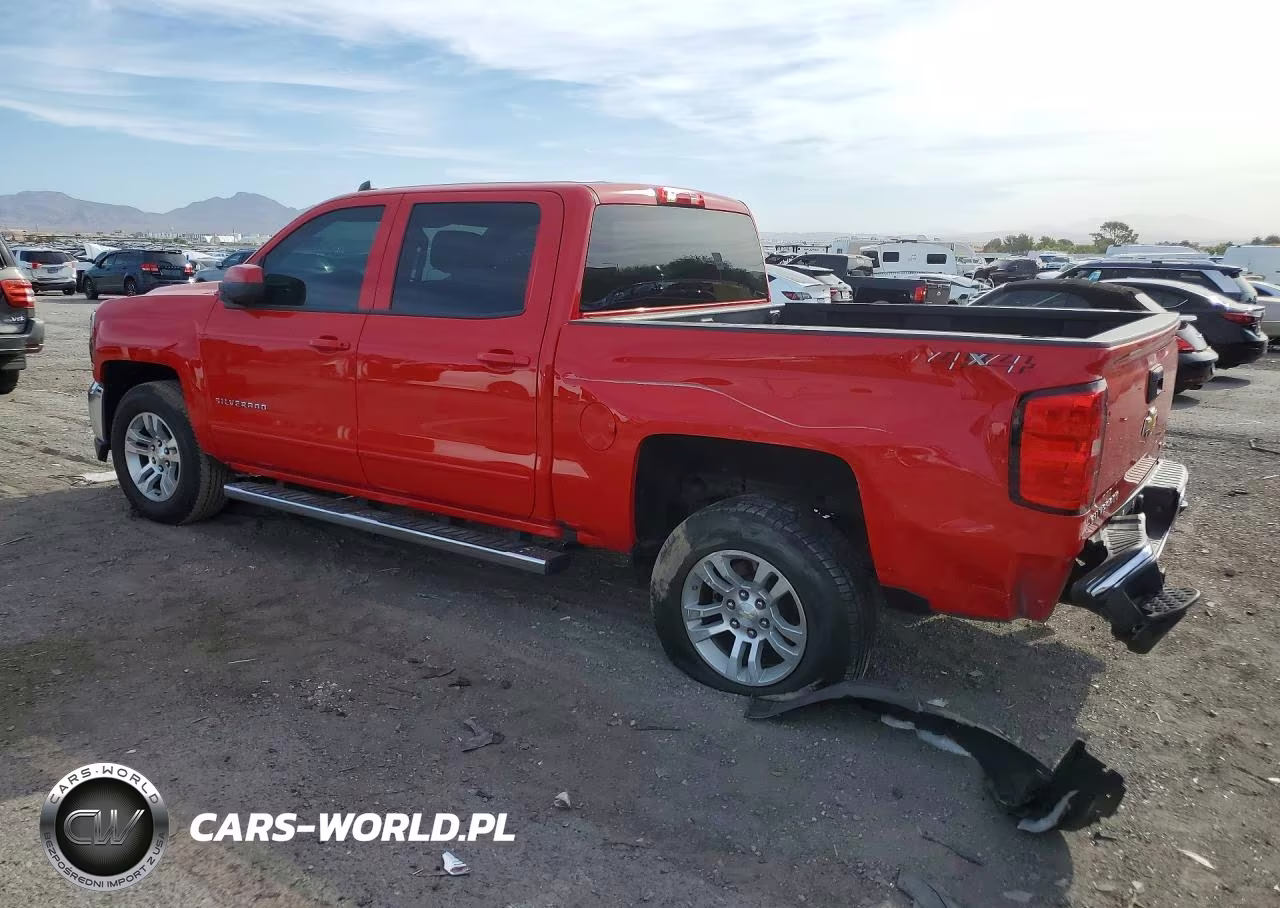 2018 Chevrolet Silverado K1500 Lt VIN:3GCUKREC5JG251435 - 2