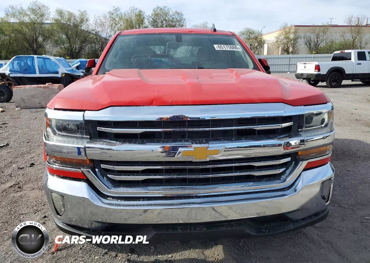 2018 Chevrolet Silverado K1500 Lt VIN:3GCUKREC5JG251435 - 5