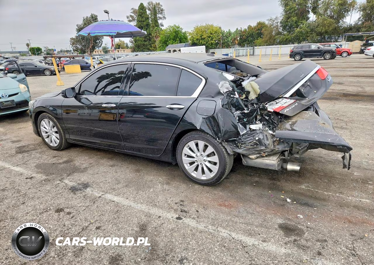 2013 Honda Accord Touring VIN:1HGCR3F99DA028049 - 2
