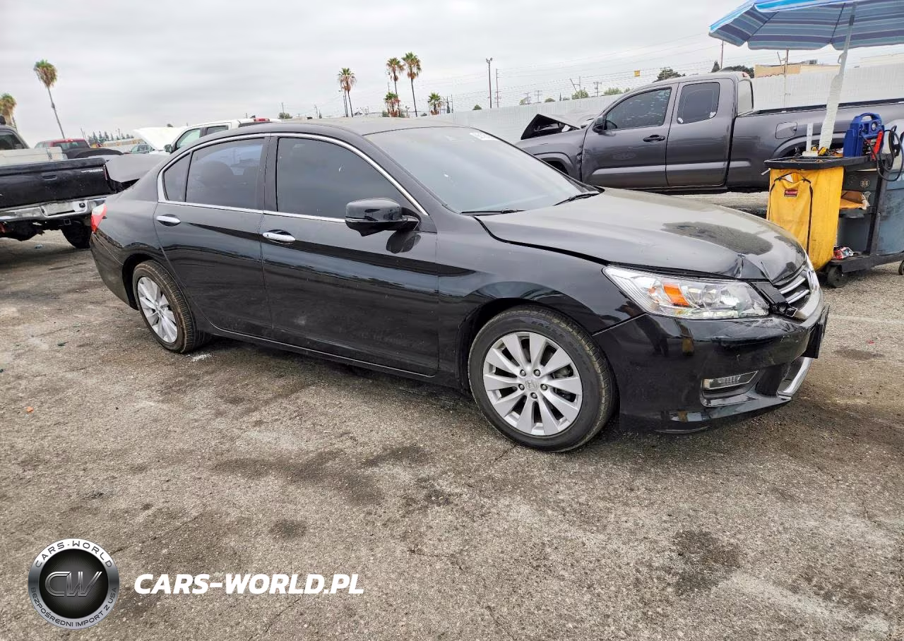 2013 Honda Accord Touring VIN:1HGCR3F99DA028049 - 4