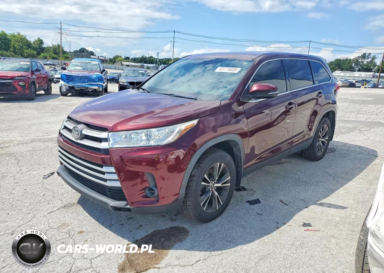 2019 Toyota Highlander Le – zdjęcie 1 z 13