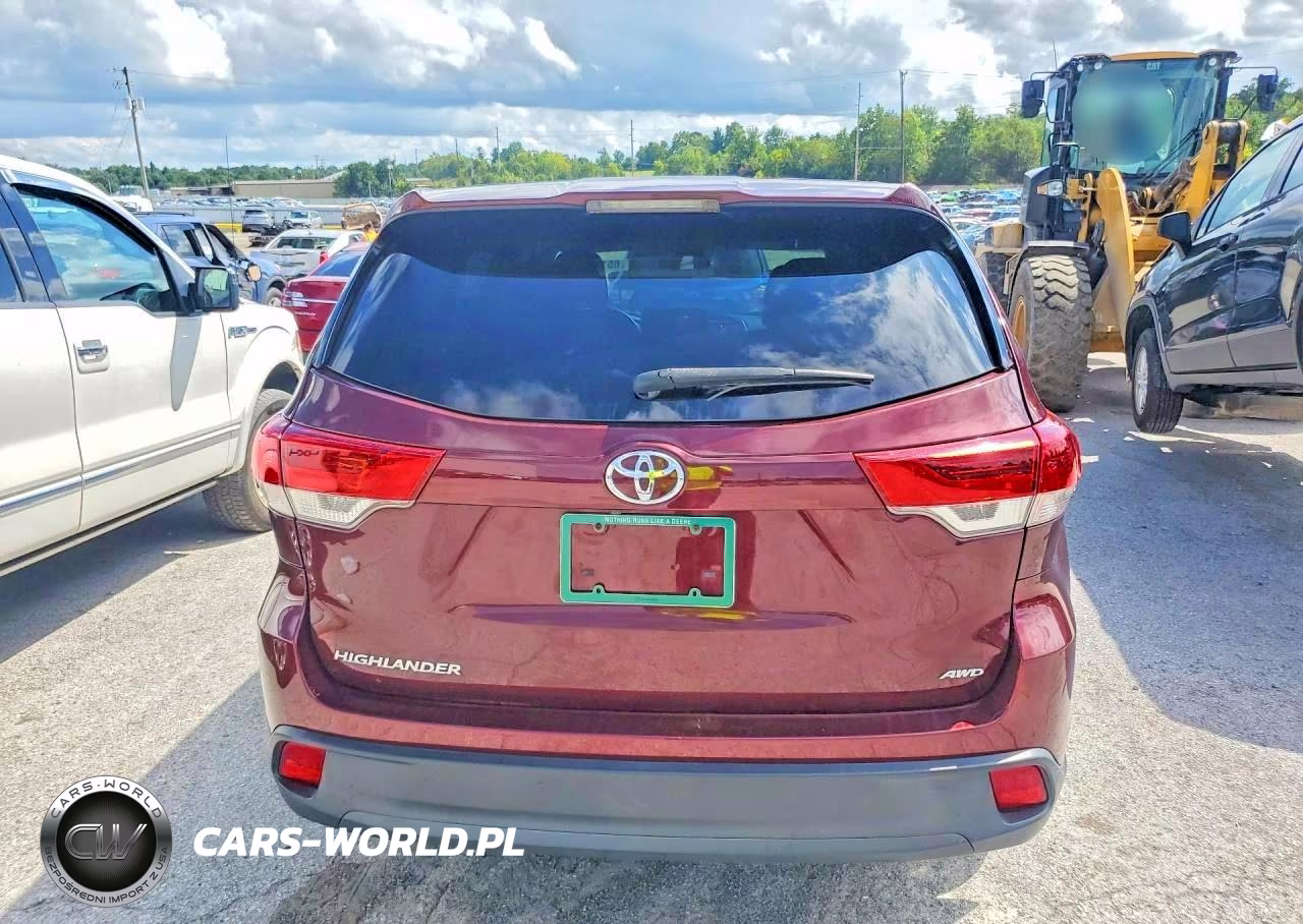 2019 Toyota Highlander Le VIN:5TDBZRFHXKS963990 - 6