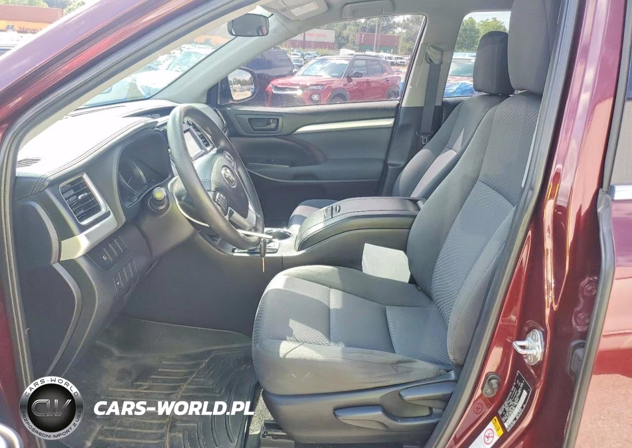 2019 Toyota Highlander Le VIN:5TDBZRFHXKS963990 - 7
