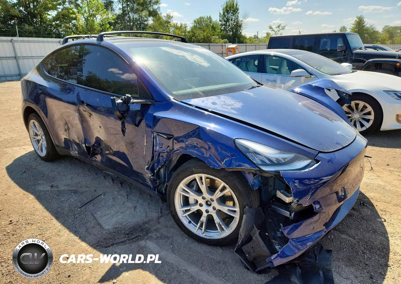 2021 Tesla Model Y VIN:5YJYGDEE3MF109988 - 4