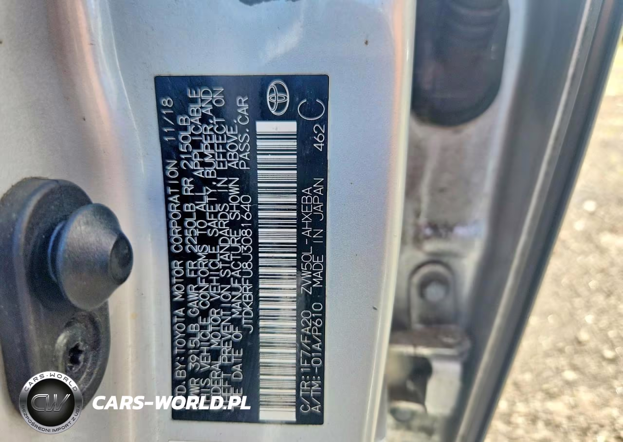 2018 Toyota Prius VIN:JTDKBRFU8J3081640 - 12