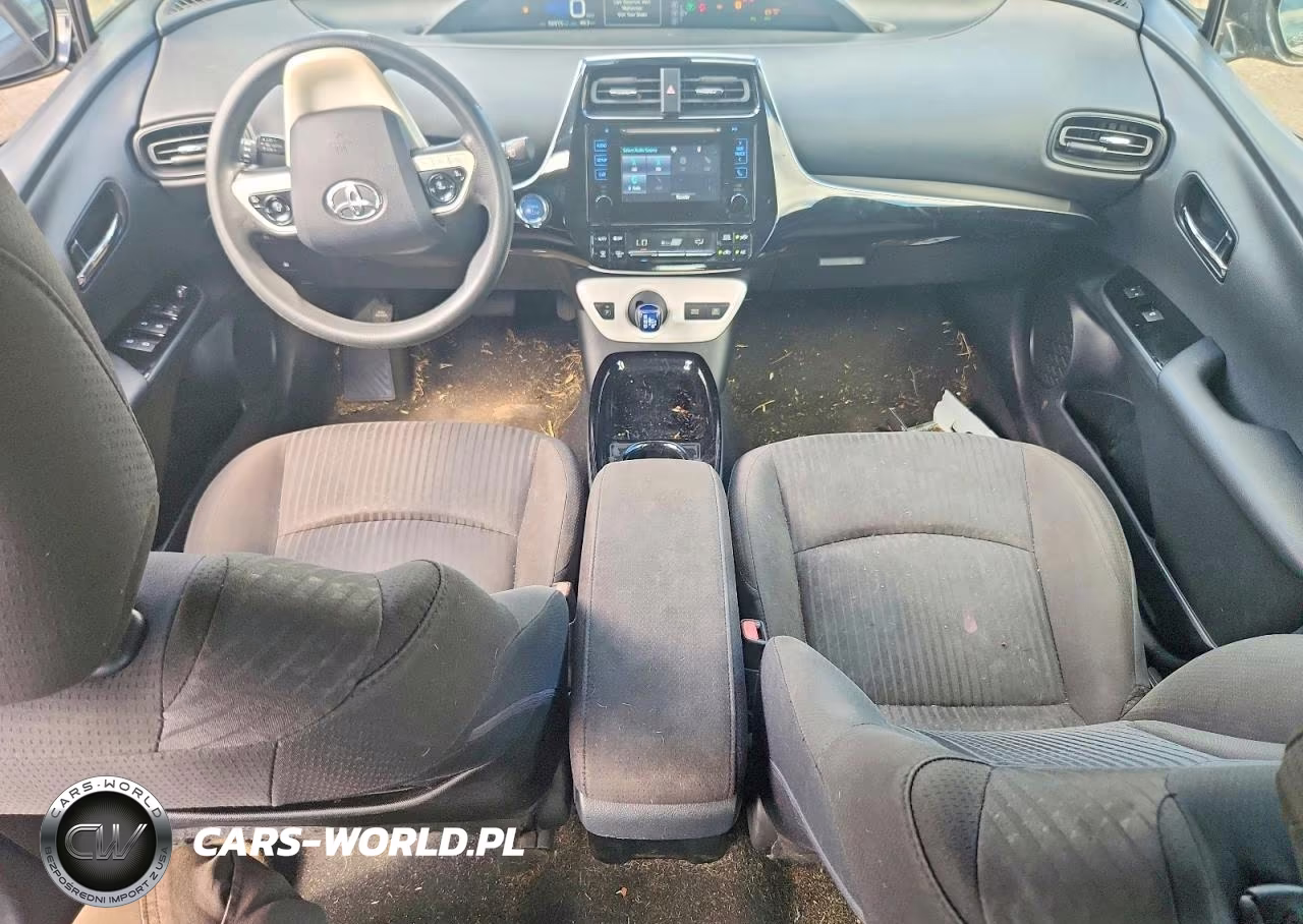 2018 Toyota Prius VIN:JTDKBRFU8J3081640 - 8