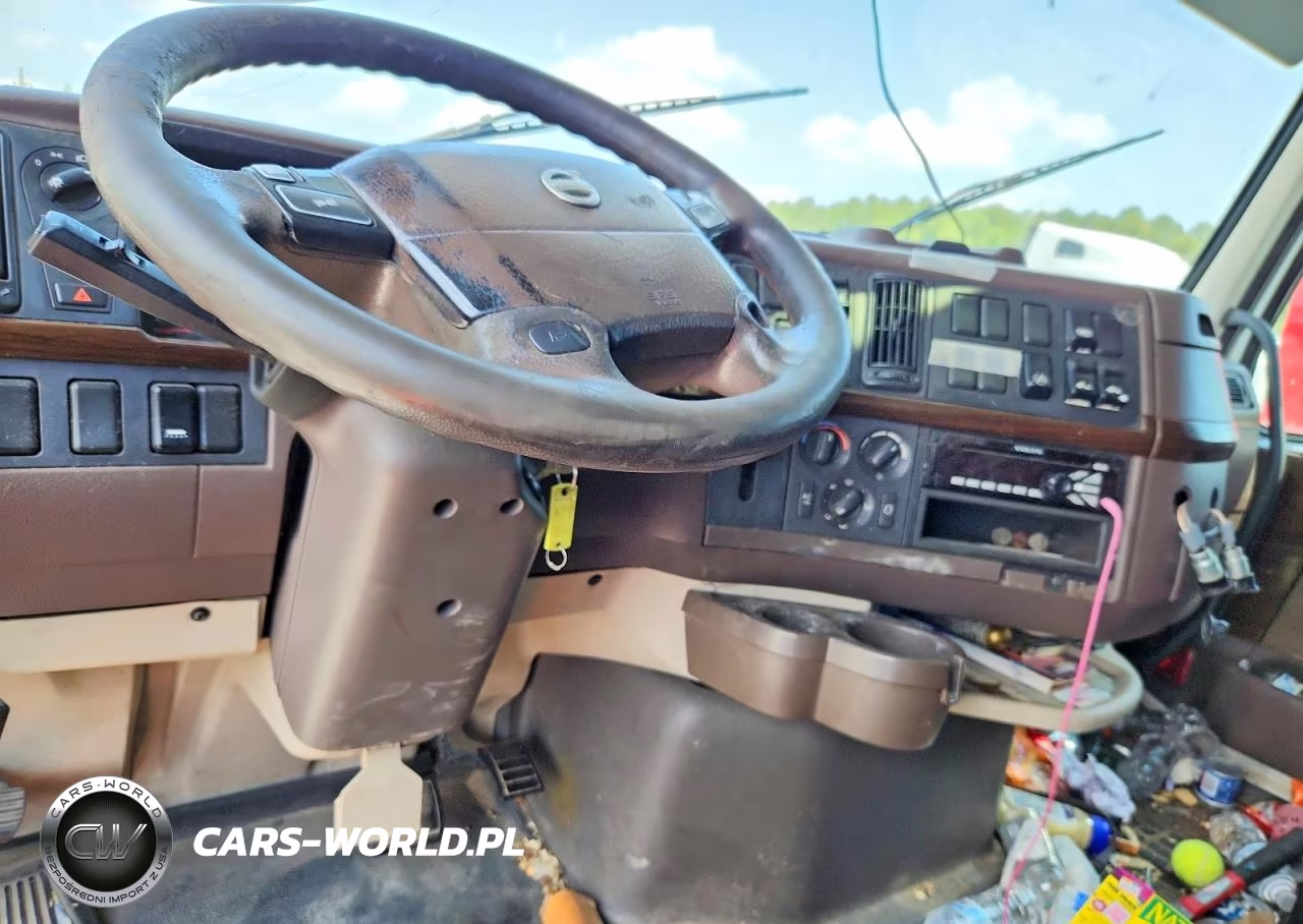 2016 Volvo Vn Vnl - Semi Truck VIN:4V4NC9EHXGN947791 - 8