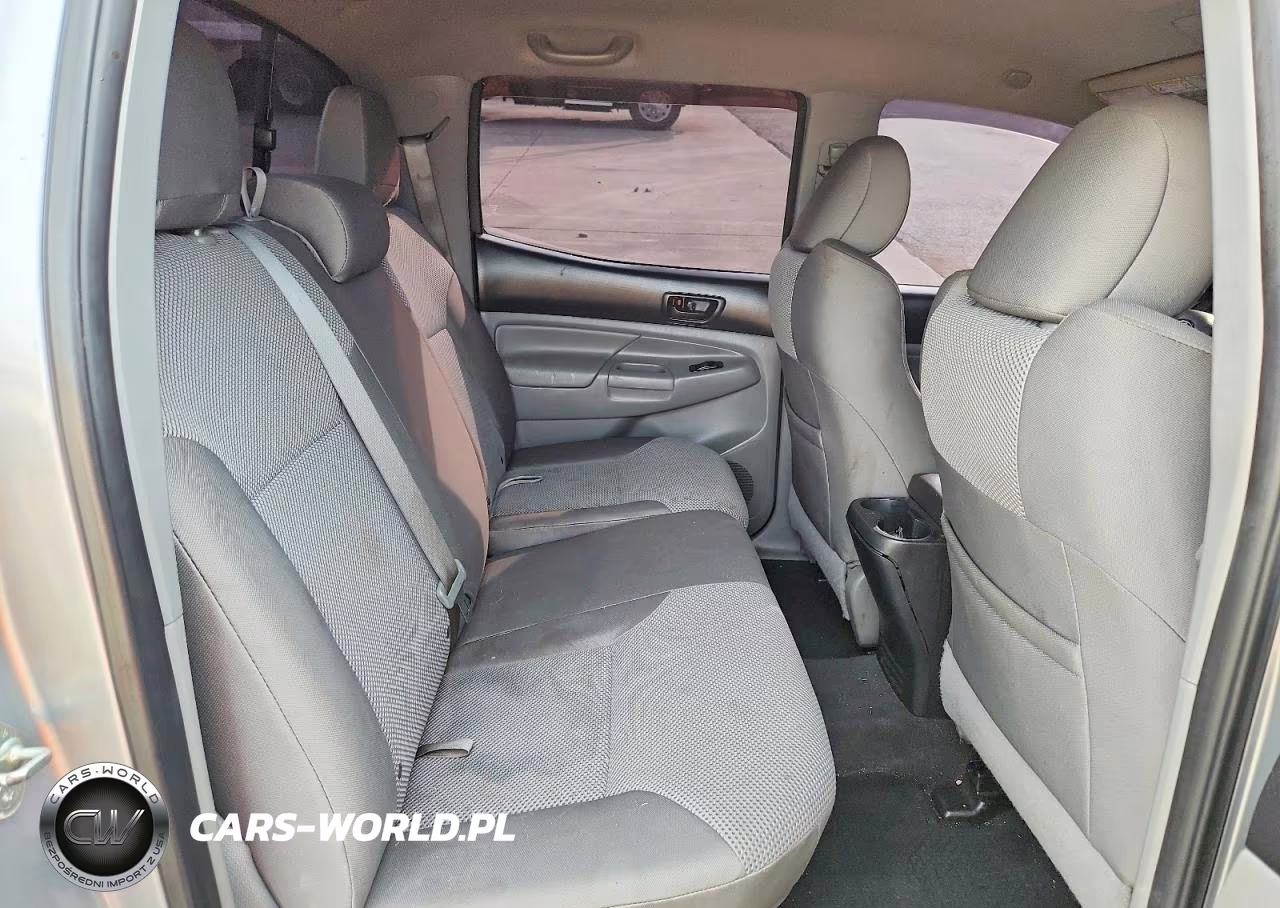 2015 Toyota Tacoma V6 VIN:3TMLU4EN0FM195763 - 10