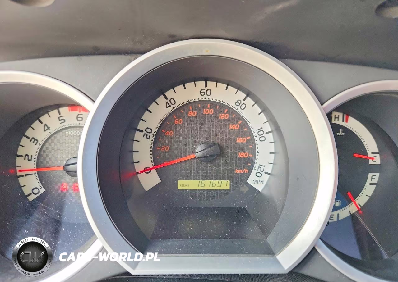 2015 Toyota Tacoma V6 VIN:3TMLU4EN0FM195763 - 9