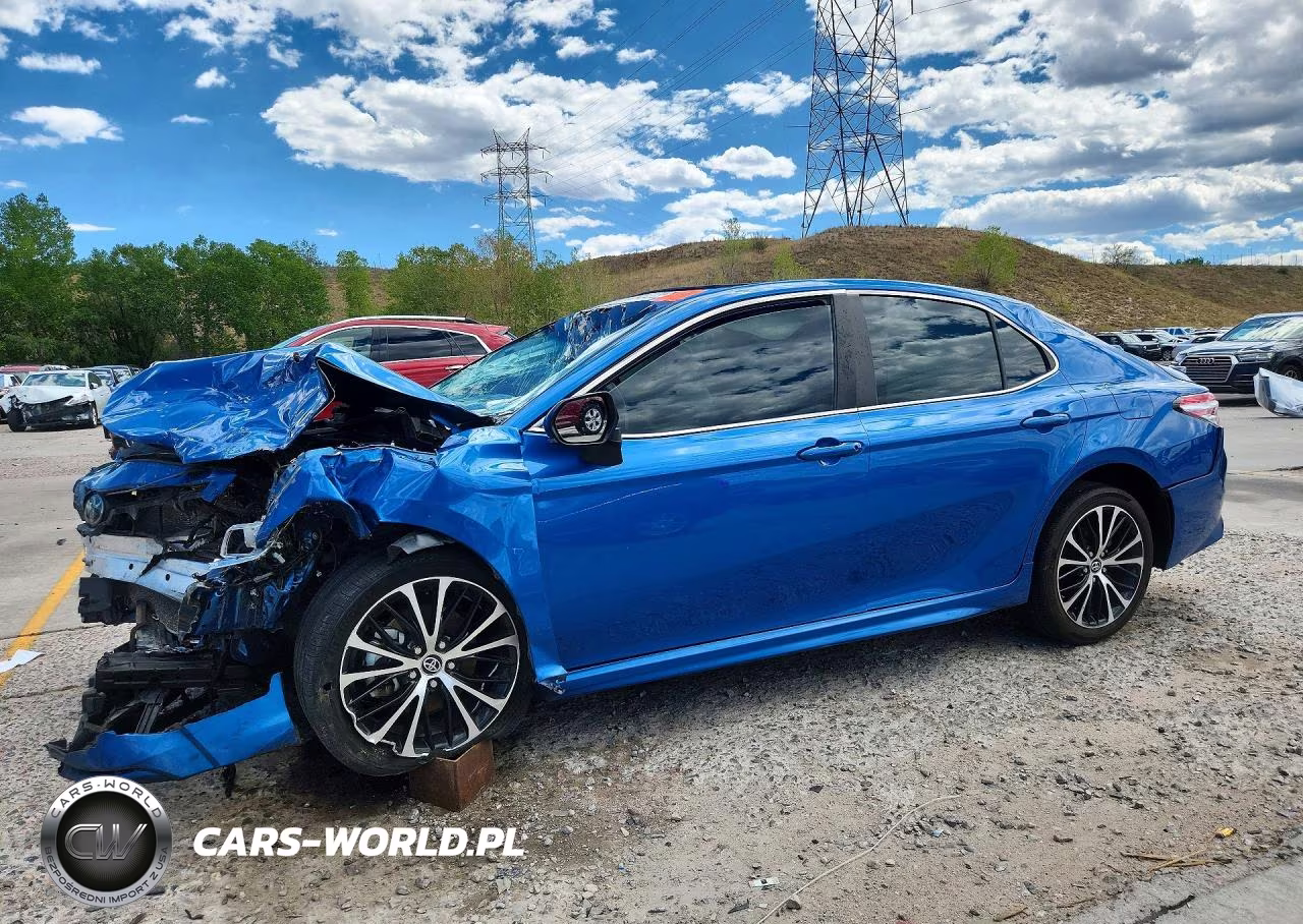 2020 Toyota Camry Se