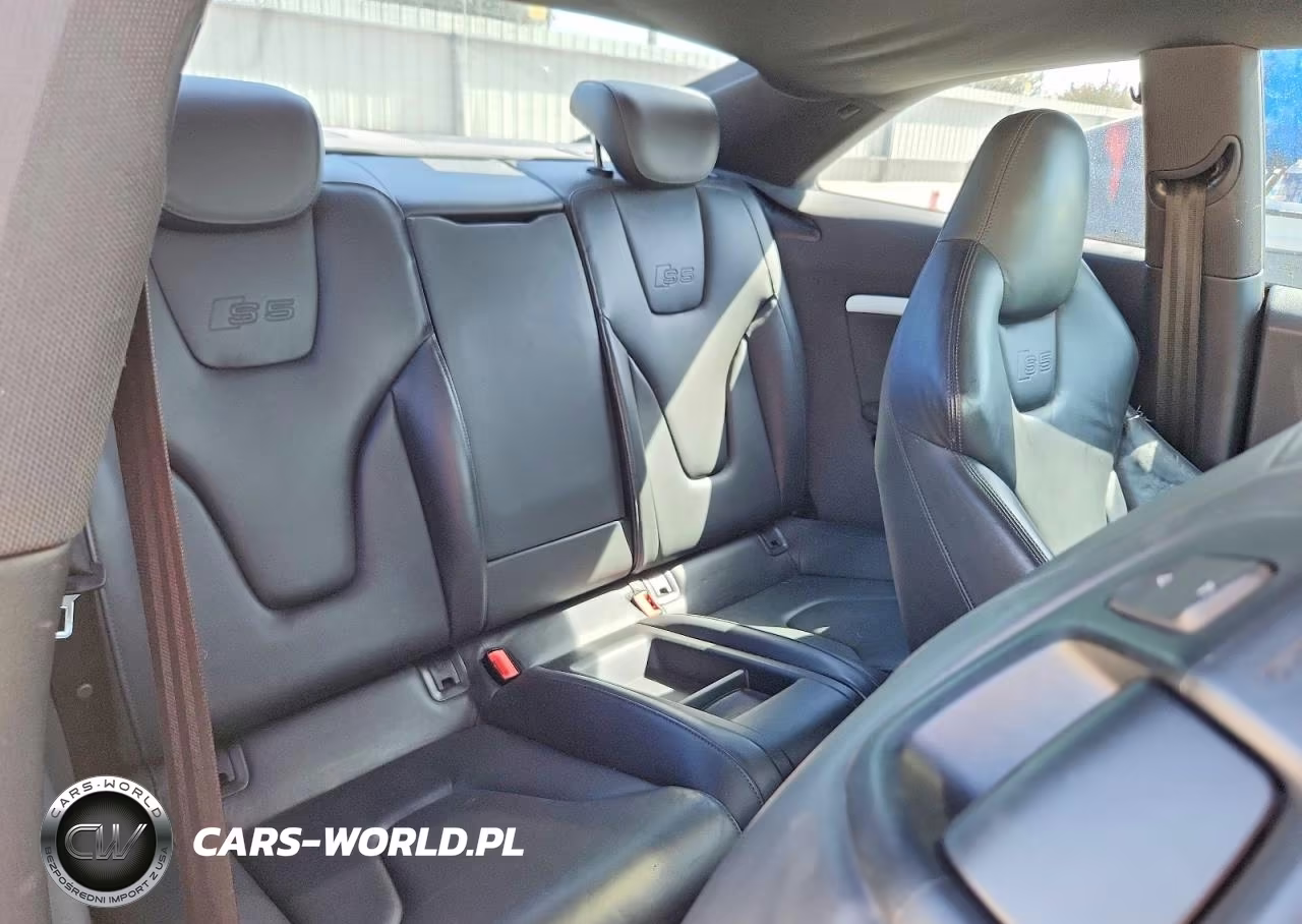 2010 Audi S5 Prestige VIN:WAUVVAFR8AA084239 - 10