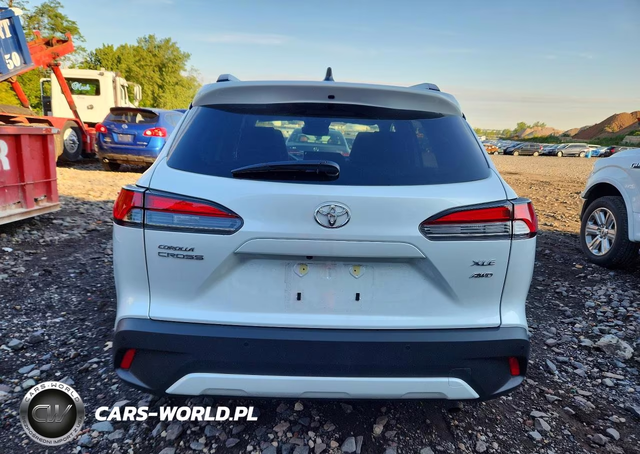 2026 Toyota Corolla Cross Xle VIN:7MUDAABG1TV170146 - 6
