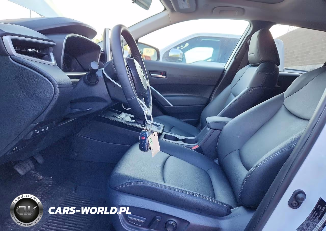 2026 Toyota Corolla Cross Xle VIN:7MUDAABG1TV170146 - 7