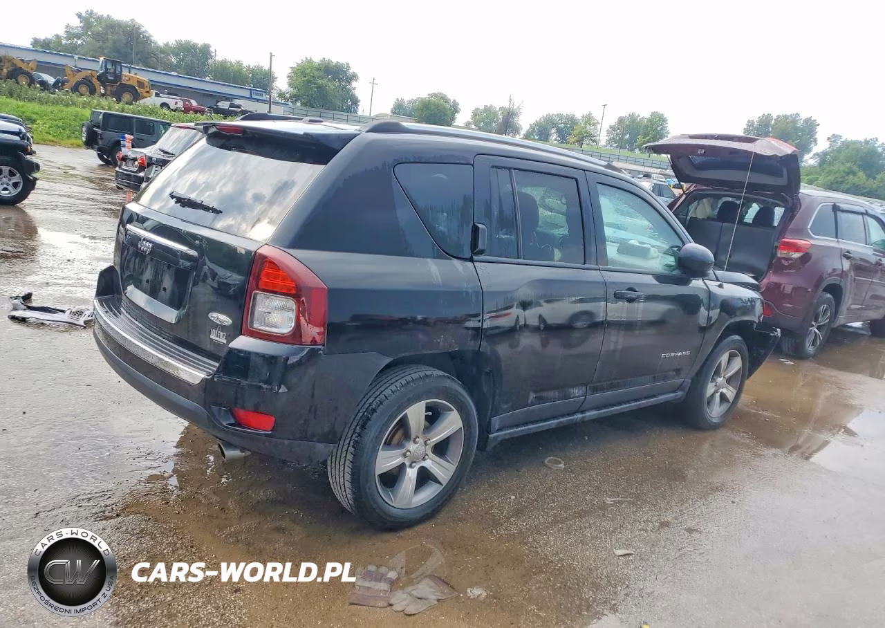 2017 Jeep Compass Latitude VIN:1C4NJCEB4HD163088 - 3