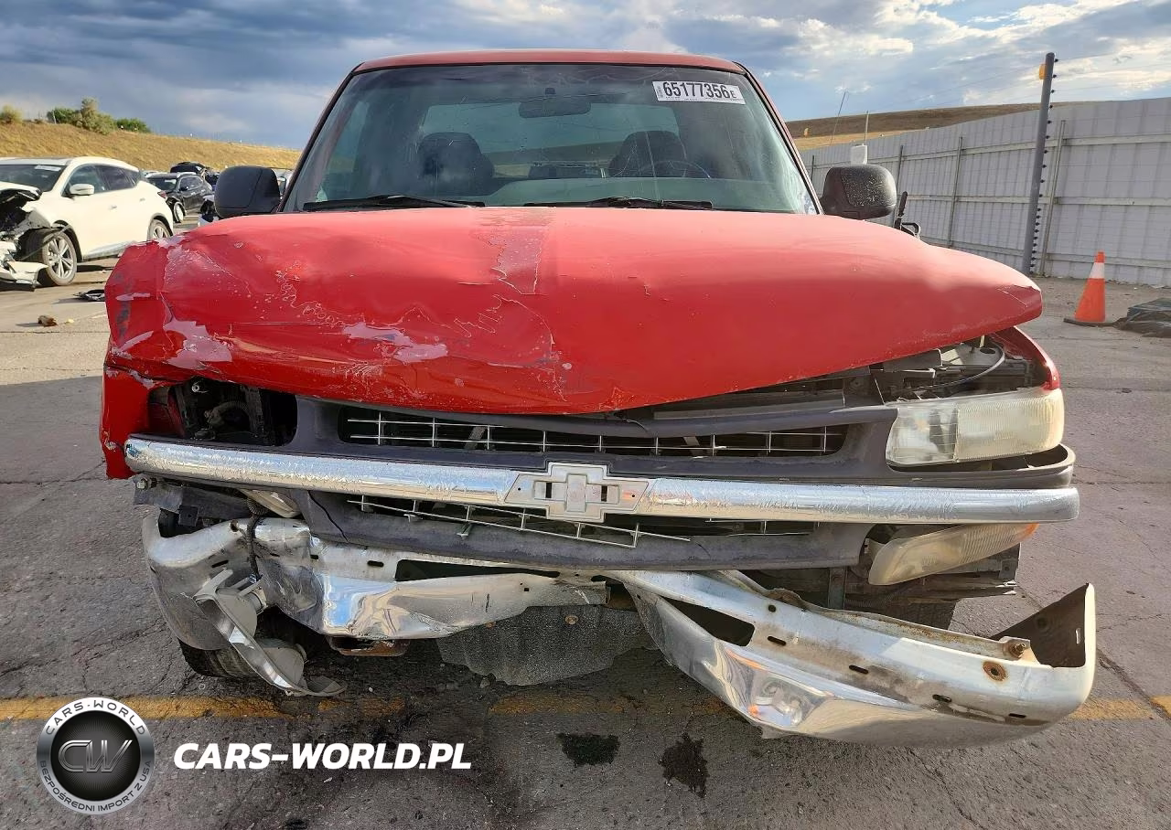 2001 Chevrolet Silverado C1500 VIN:2GCEC19T811205751 - 5