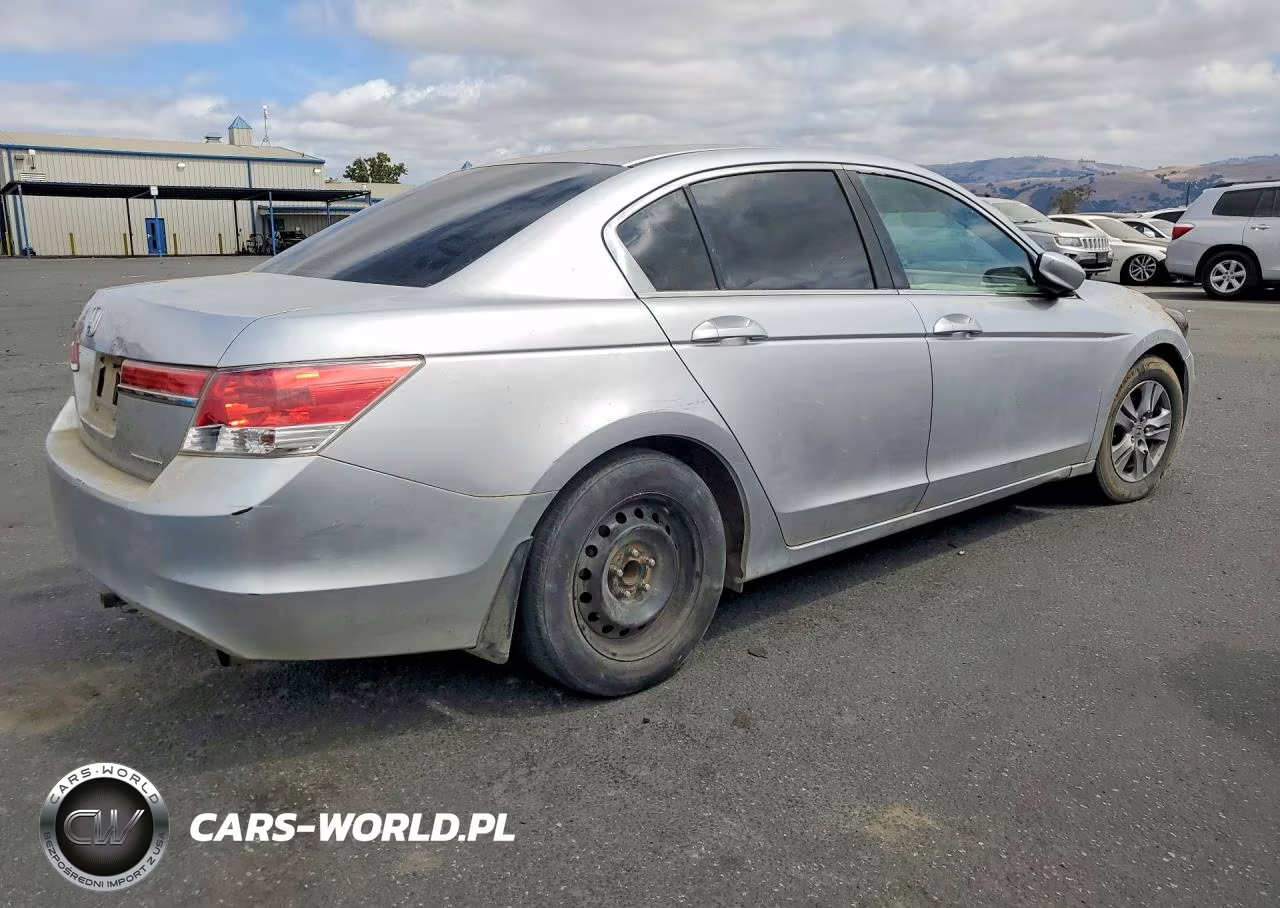 2011 Honda Accord Se VIN:1HGCP2F64BA107809 - 3
