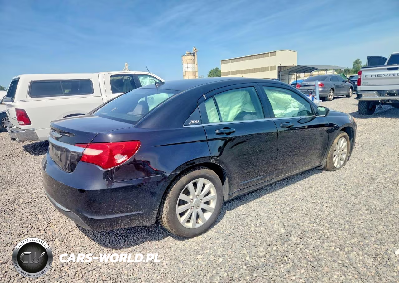 2012 Chrysler 200 Touring VIN:1C3CCBBB0CN239428 - 3