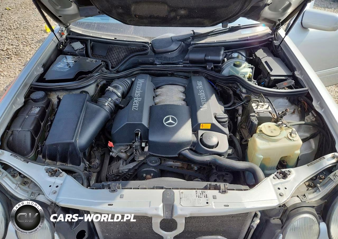 1999 Mercedes-Benz E 320 VIN:WDBJF65H4XA743428 - 11