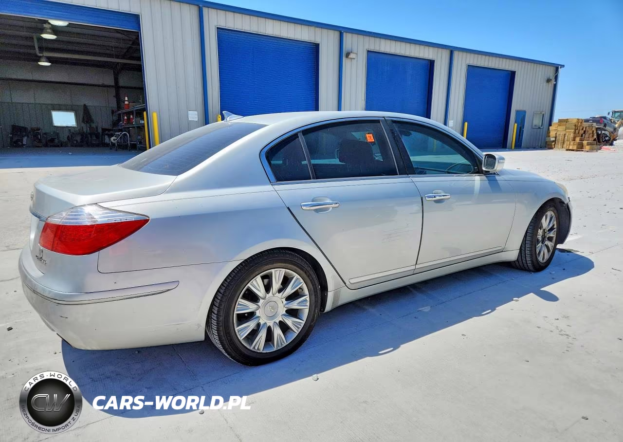 2011 Hyundai Genesis 3.8L VIN:KMHGC4DE7BU134627 - 3