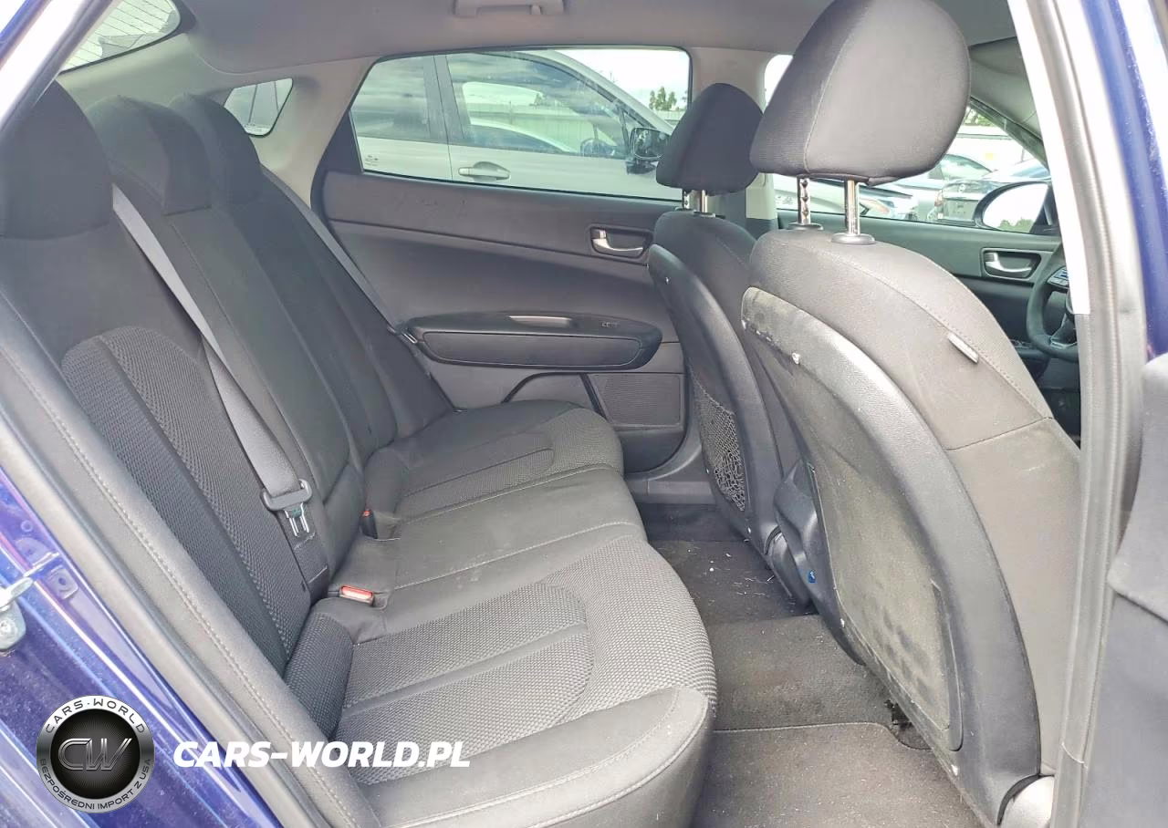 2019 Kia Optima Lx VIN:5XXGT4L33KG346502 - 10