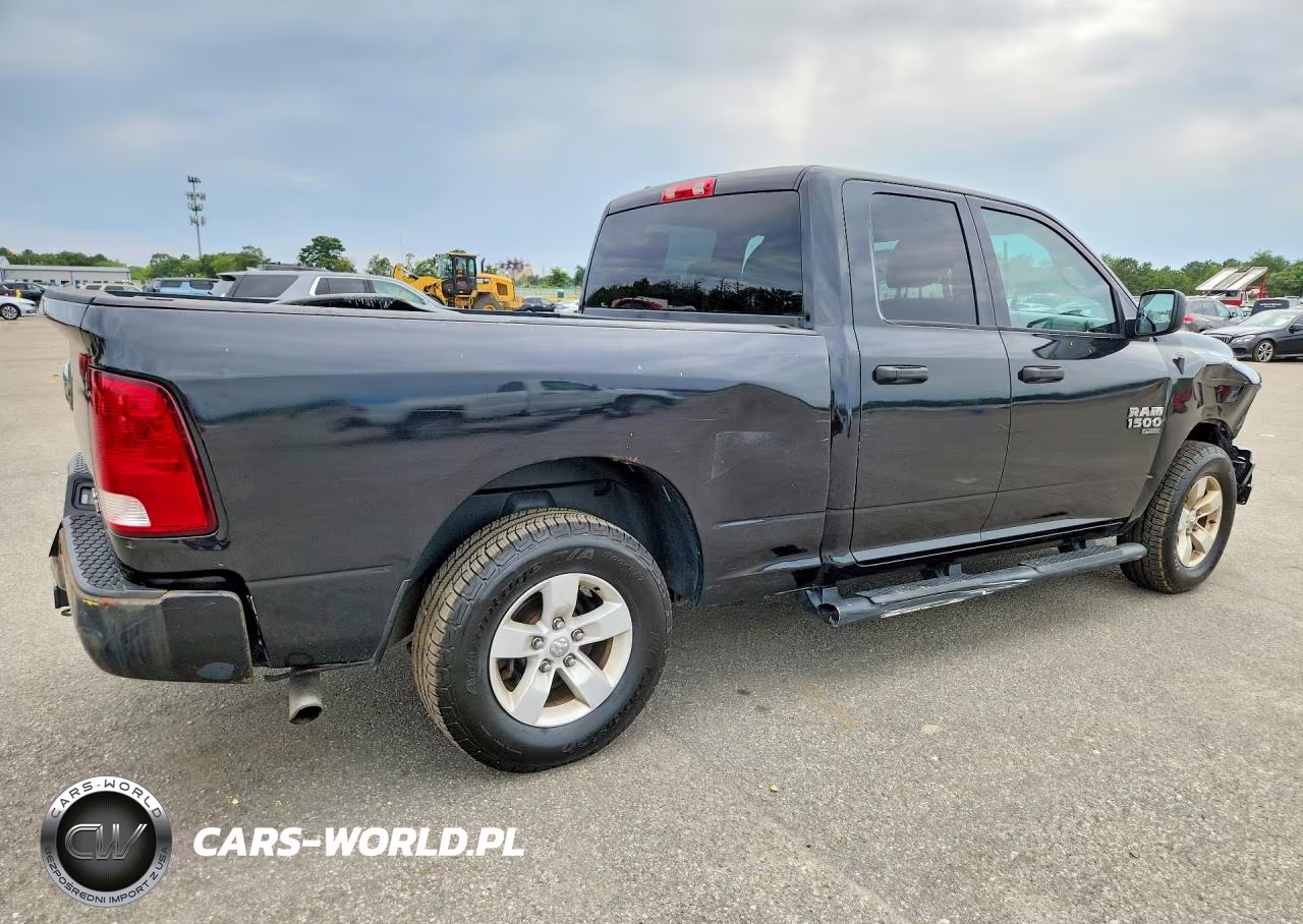 2019 Ram 1500 Classic Tradesman VIN:1C6RR7FGXKS544868 - 3