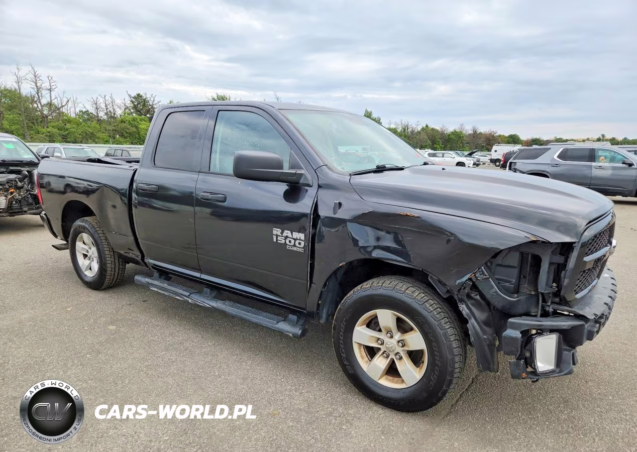 2019 Ram 1500 Classic Tradesman VIN:1C6RR7FGXKS544868 - 4