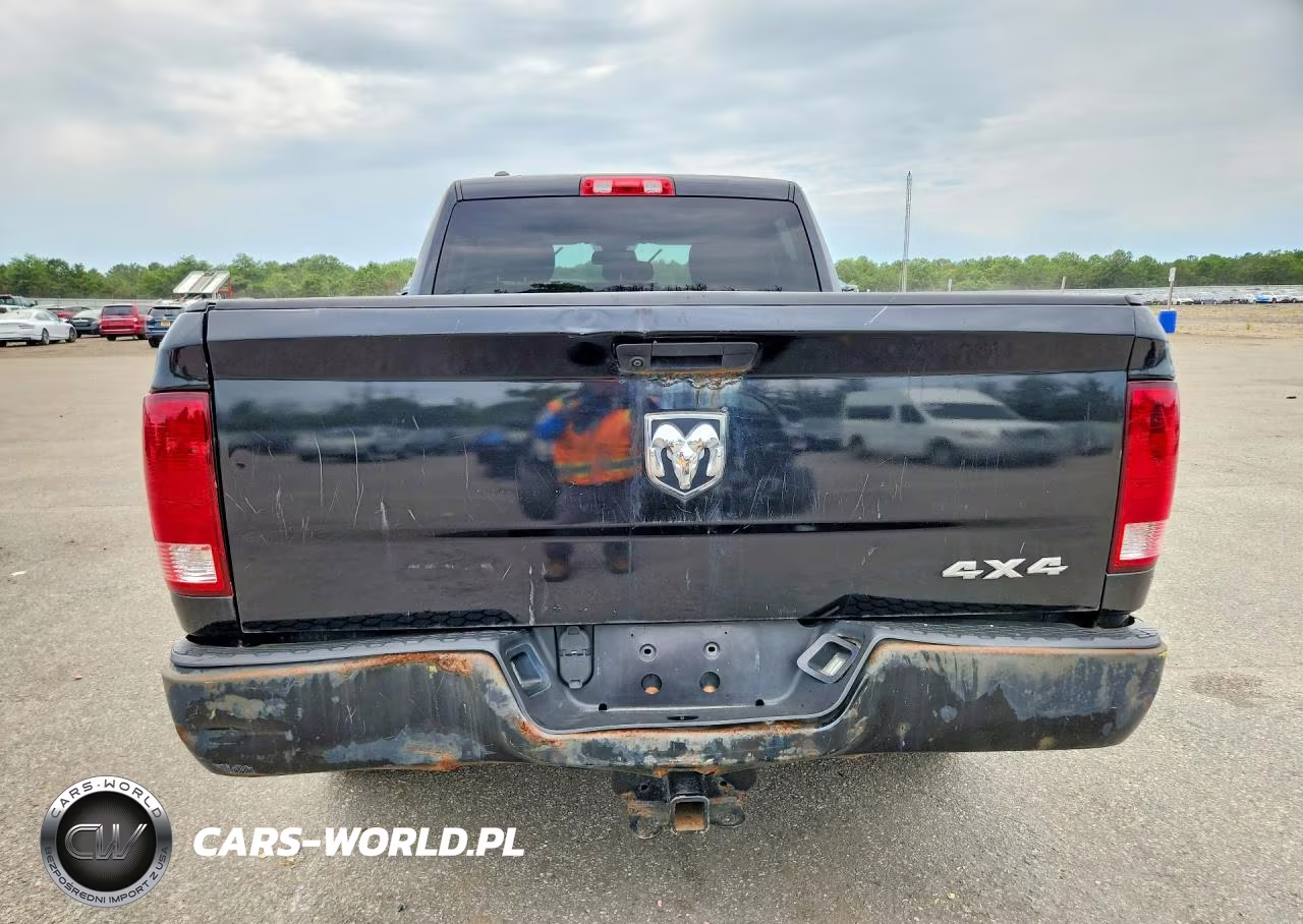2019 Ram 1500 Classic Tradesman VIN:1C6RR7FGXKS544868 - 6
