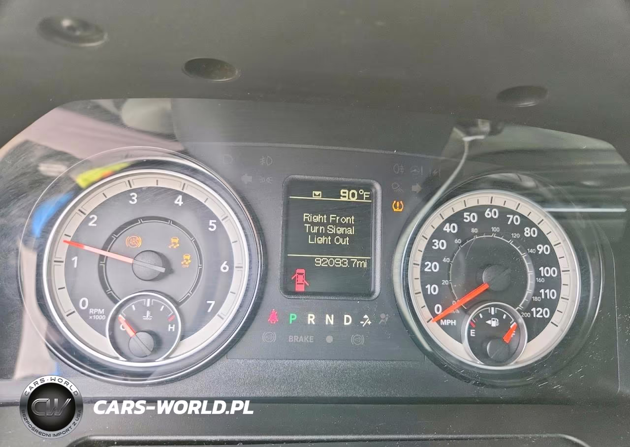 2019 Ram 1500 Classic Tradesman VIN:1C6RR7FGXKS544868 - 9