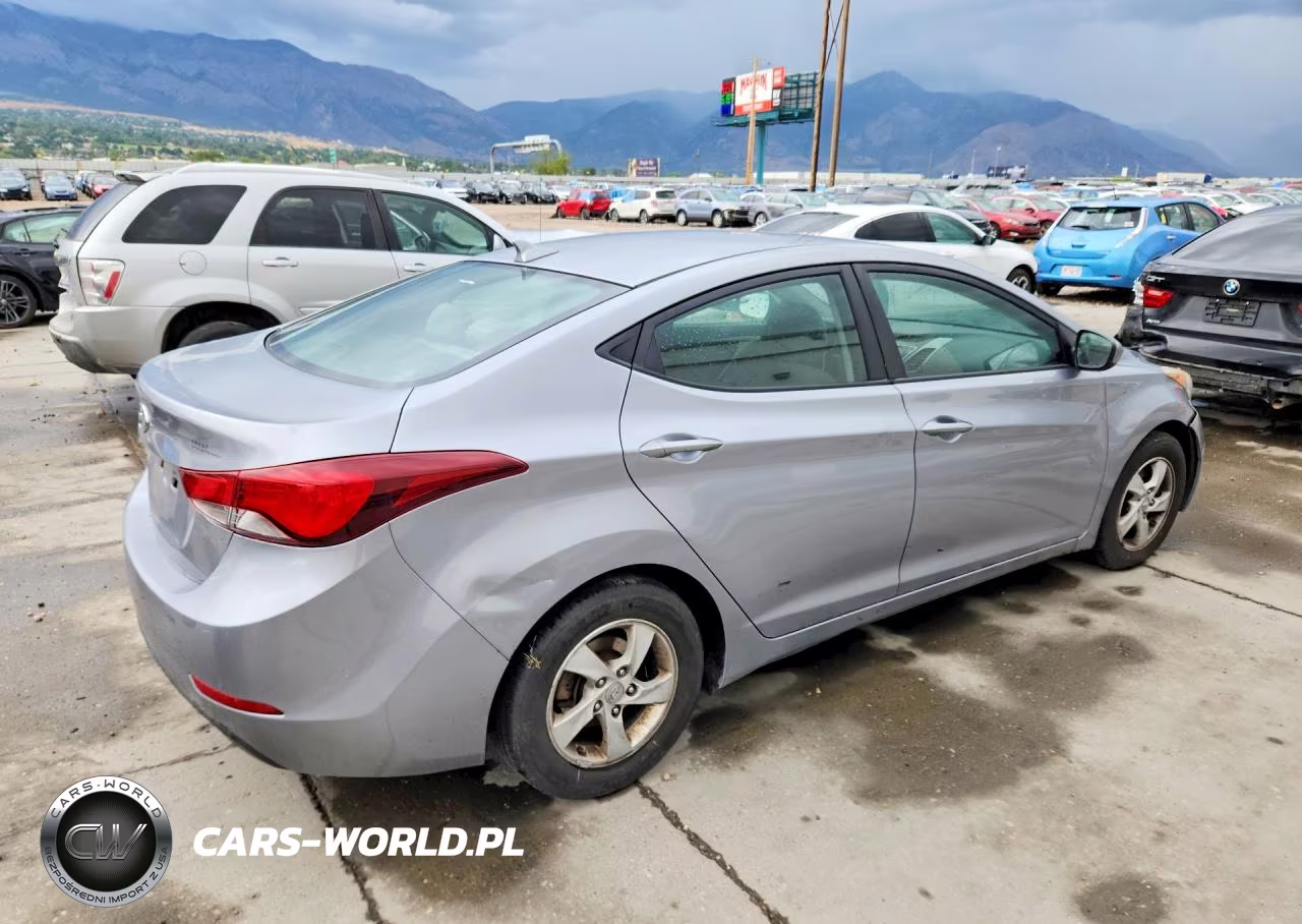 2015 Hyundai Elantra Se VIN:5NPDH4AE4FH646116 - 3