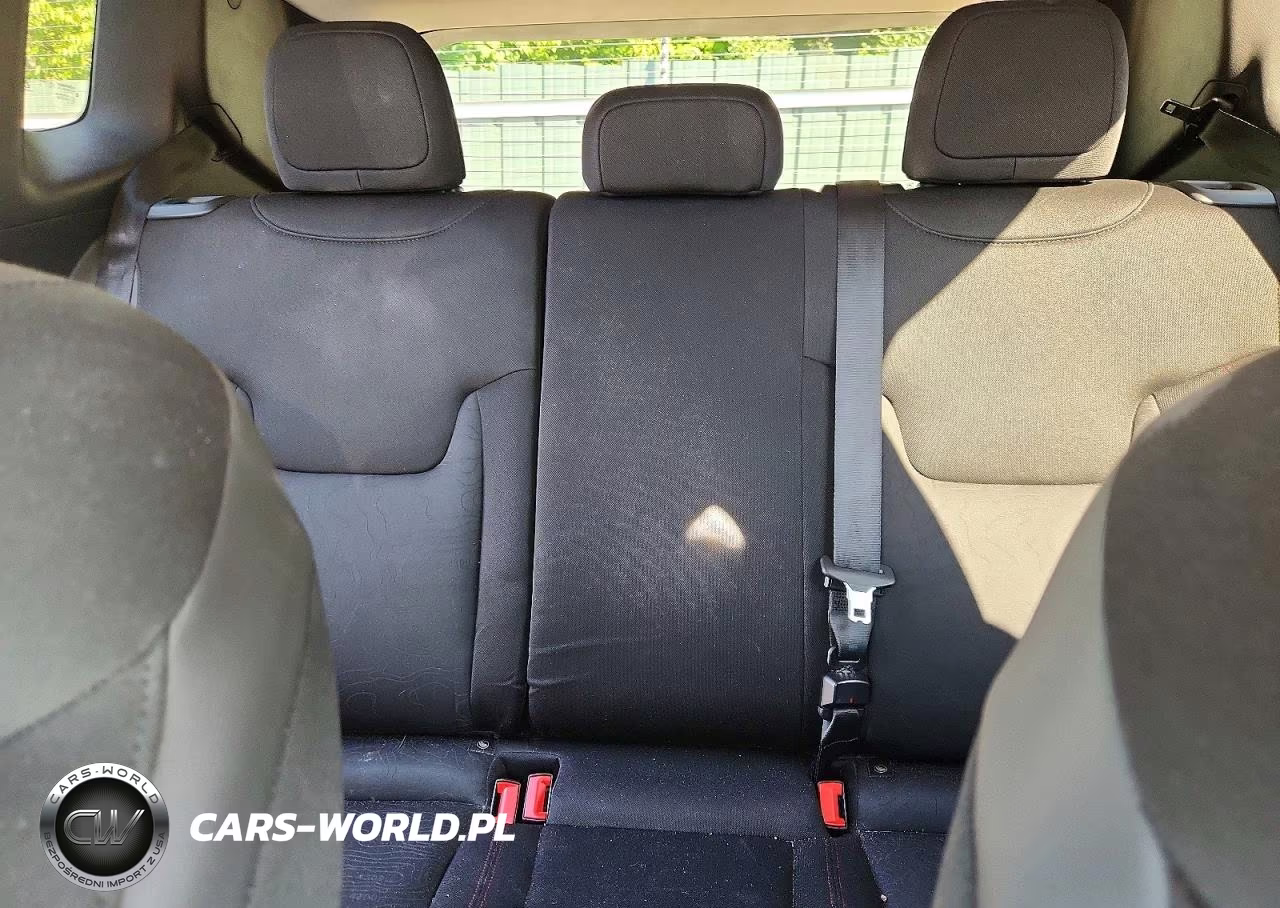 2016 Jeep Renegade Trailhawk VIN:ZACCJBCTXGPD93344 - 10