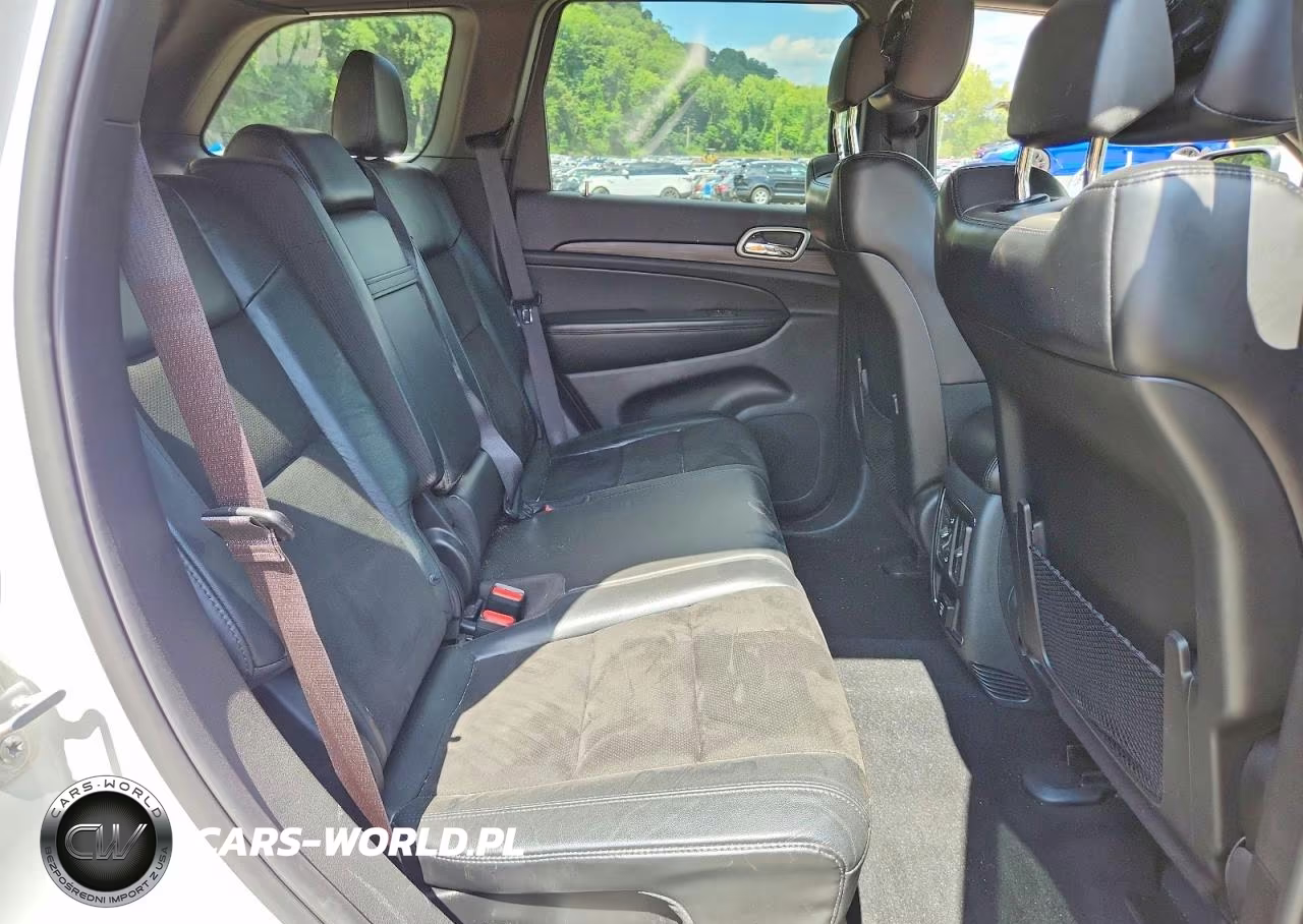 2019 Jeep Grand Cherokee Laredo VIN:1C4RJFAG2KC794570 - 10