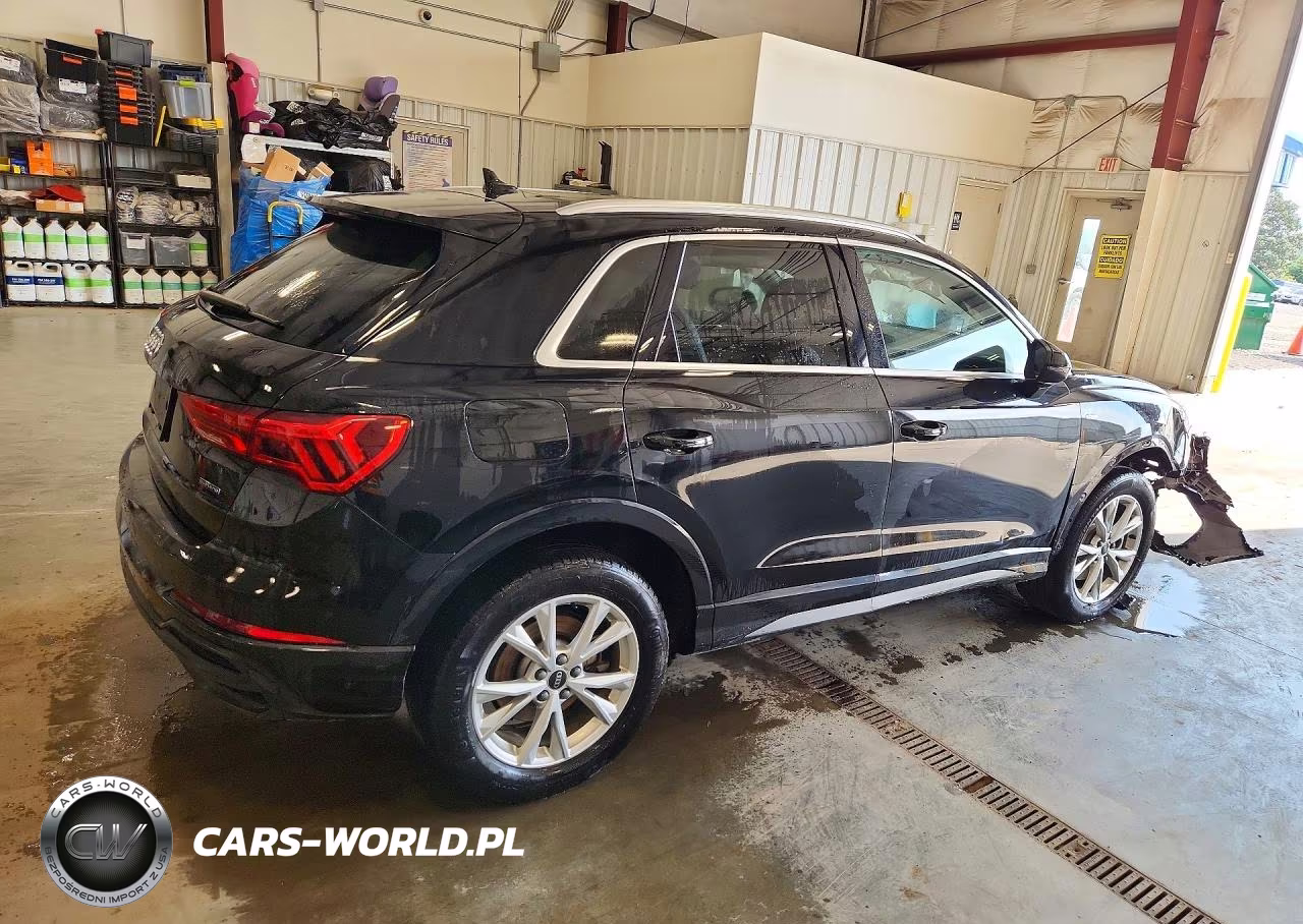 2025 Audi Q3 Premium S Line 45 VIN:WA1DECF31S1050967 - 3