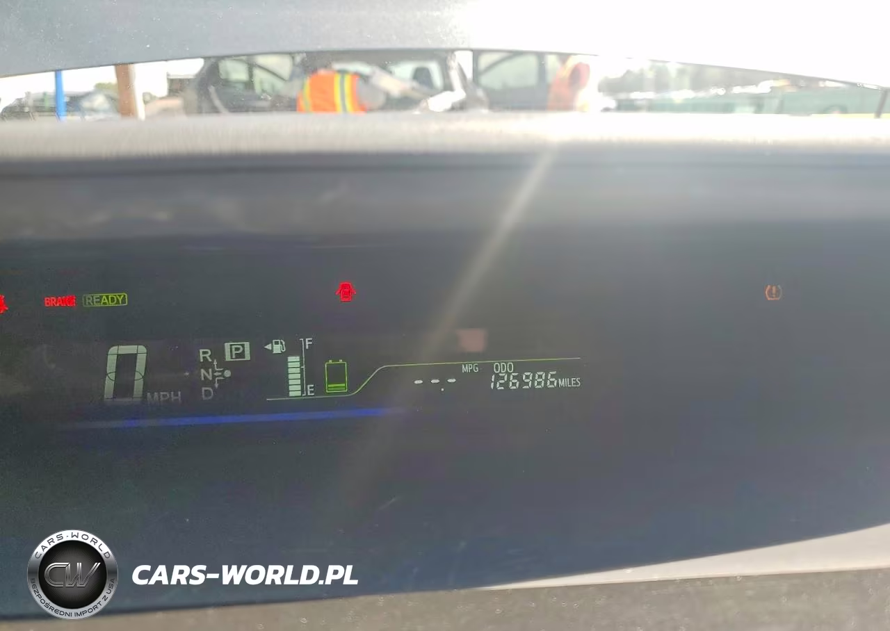 2013 Toyota Prius V Five VIN:JTDZN3EU2D3205135 - 9